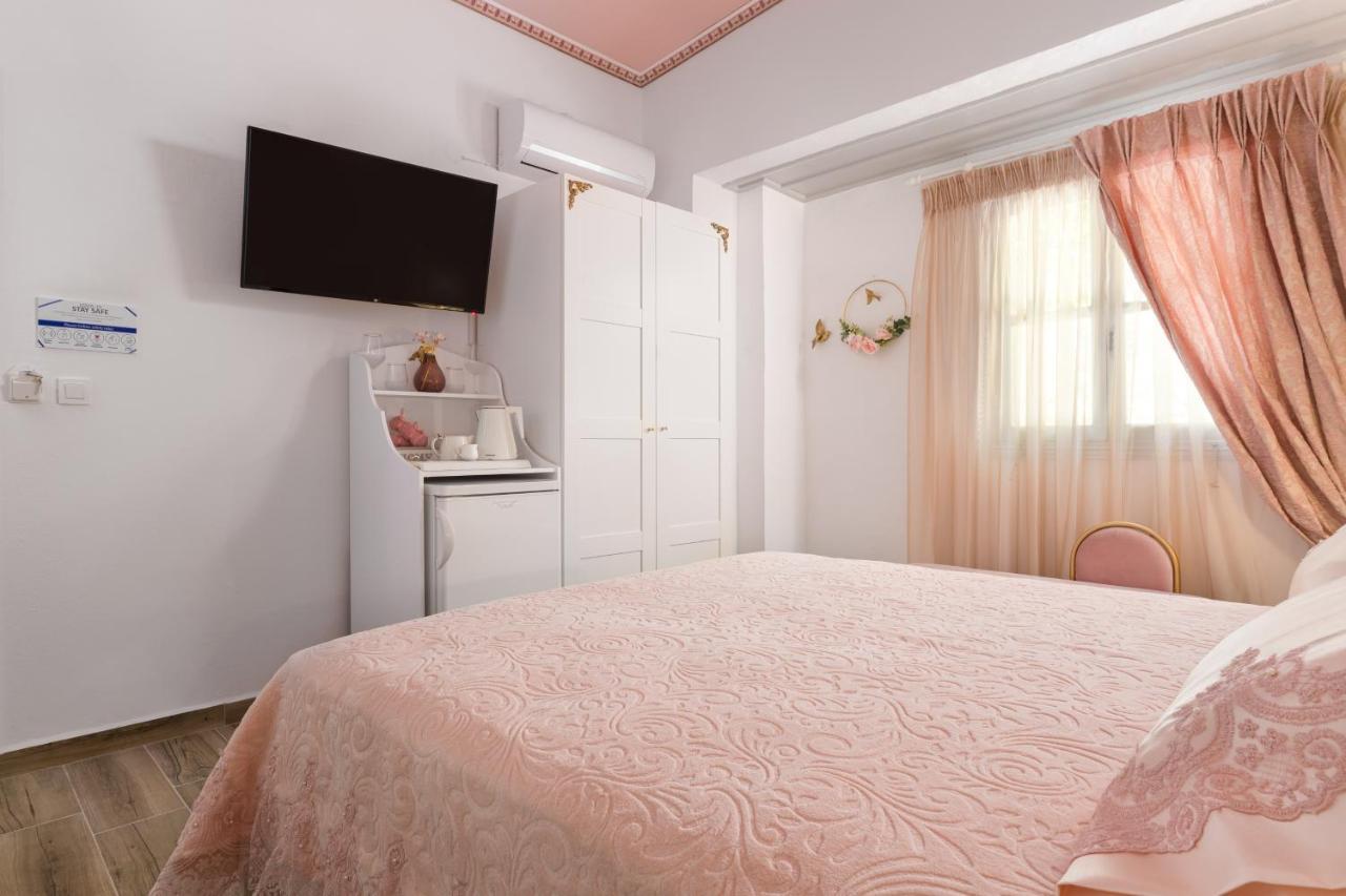 Marika'S Deluxe Rooms Sými Buitenkant foto